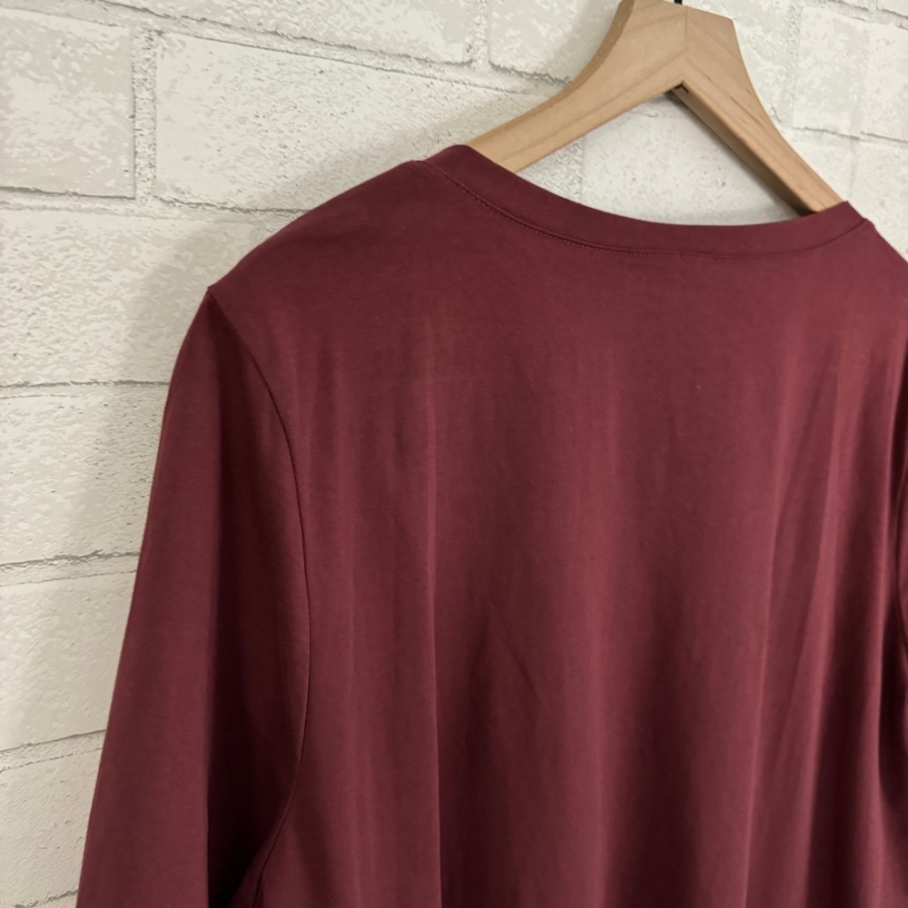 BLOOMCHIC V-Neck Burgundy Tunic Tee - Picture 3 of 9